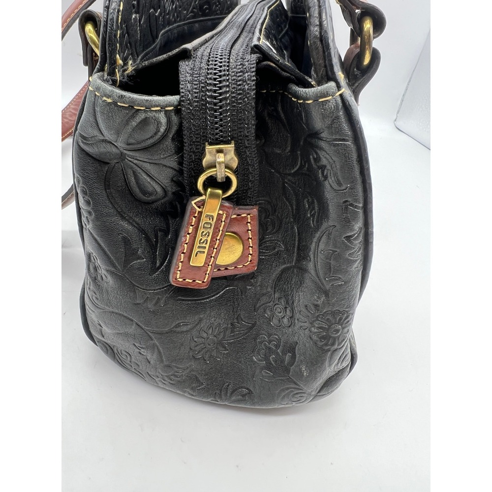 Fossil Embossed Floral Shoulder Bag Boho Cottagecore Western Black Leather - Picture 8 of 9